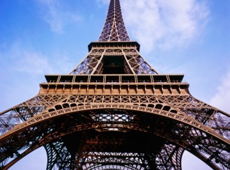 Tháp Eiffel: Khi kỹ thuật trở thành biểu tượng của văn minh